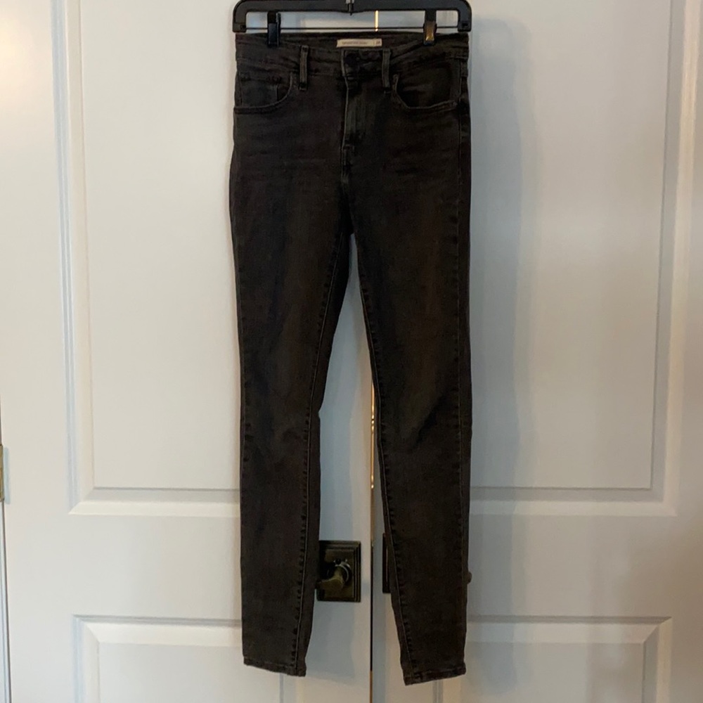Levi’s high rise skinny jean
